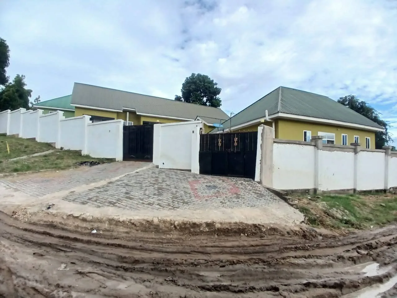 Chumba sebule jiko kimara temboni