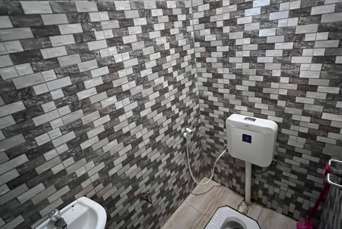 1170