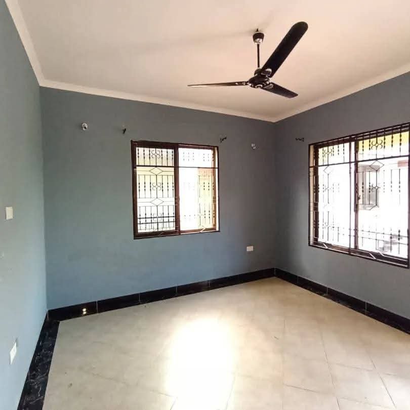 Apartment kalo kwa msuguri mbezi