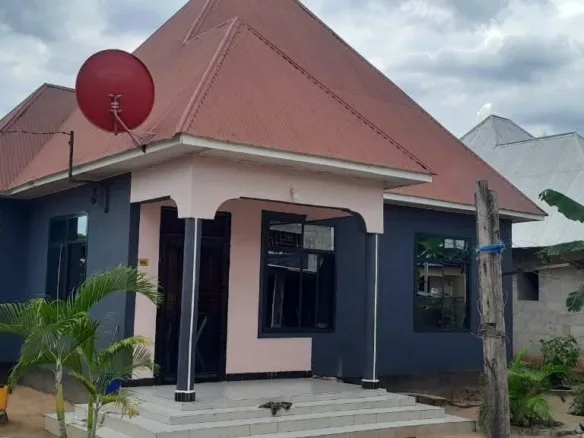 Nyumva inauzwa mlandizi kibaha