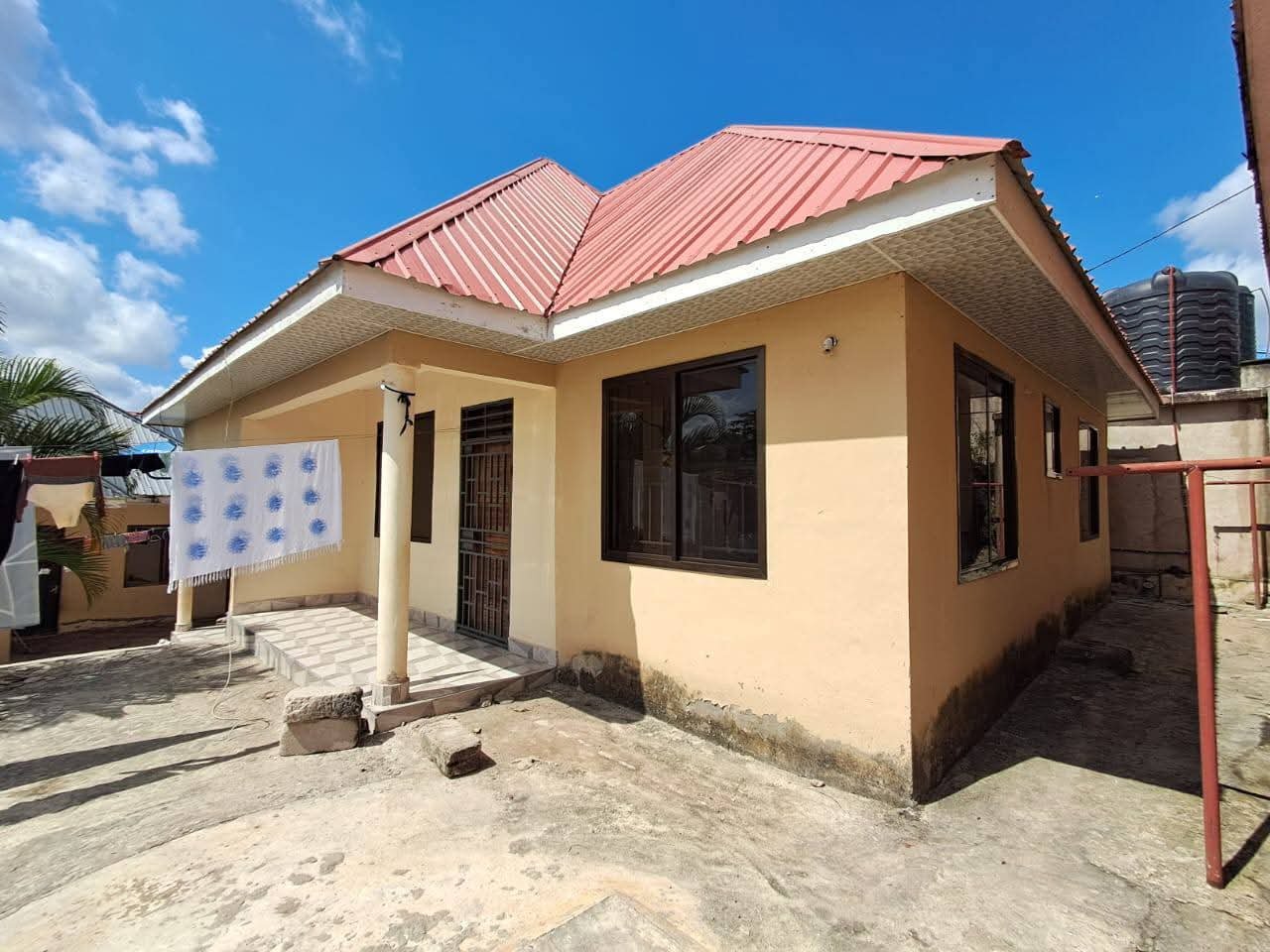 Nyumba kubwa mbezi magar saba