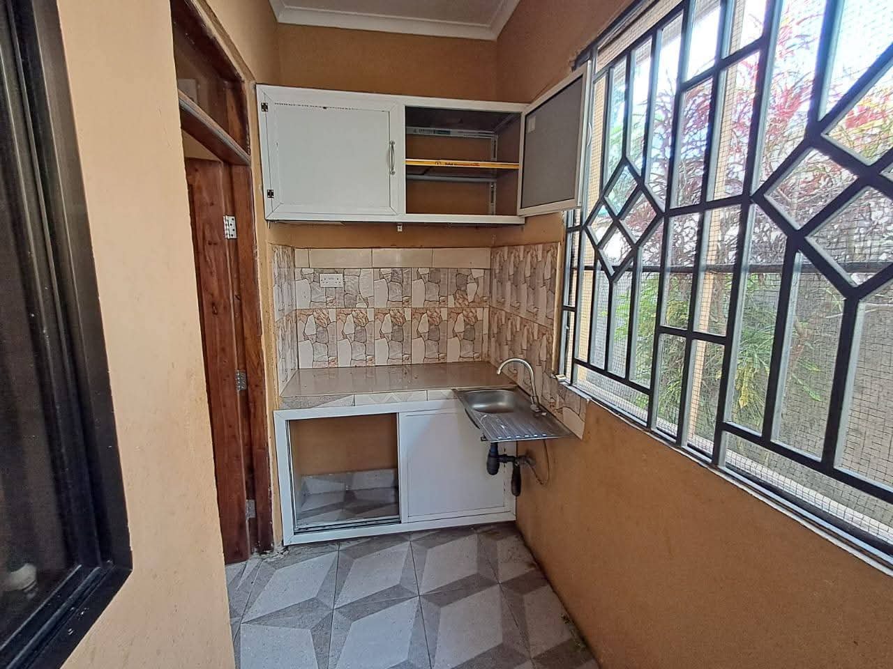 Nyumba kubwa mbezi magar saba