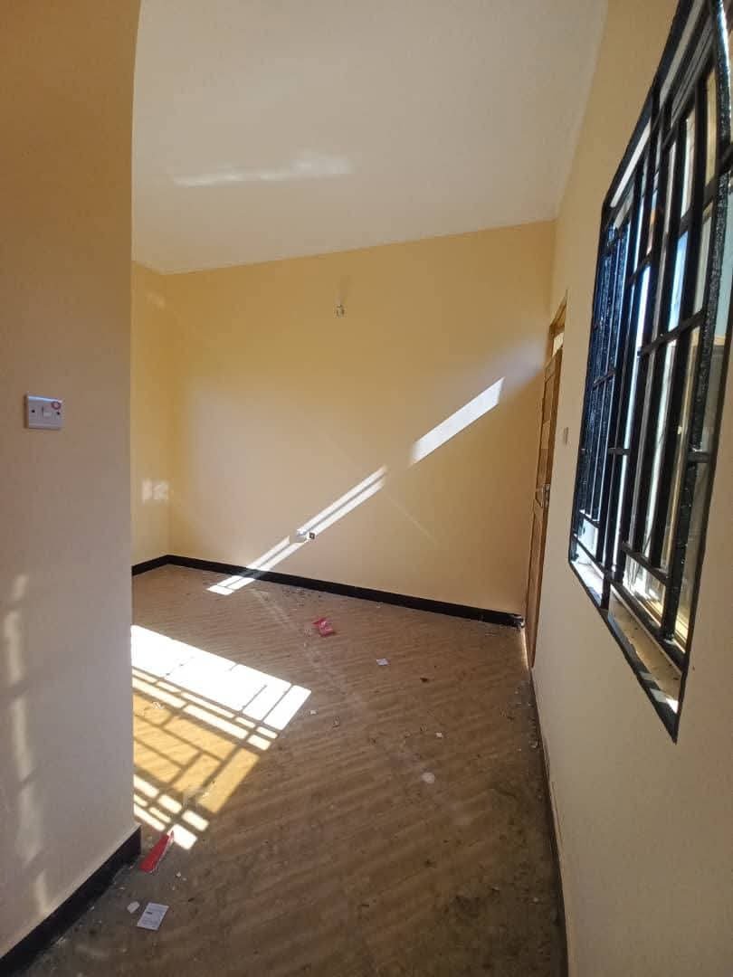 master bedrom kimara mwisho