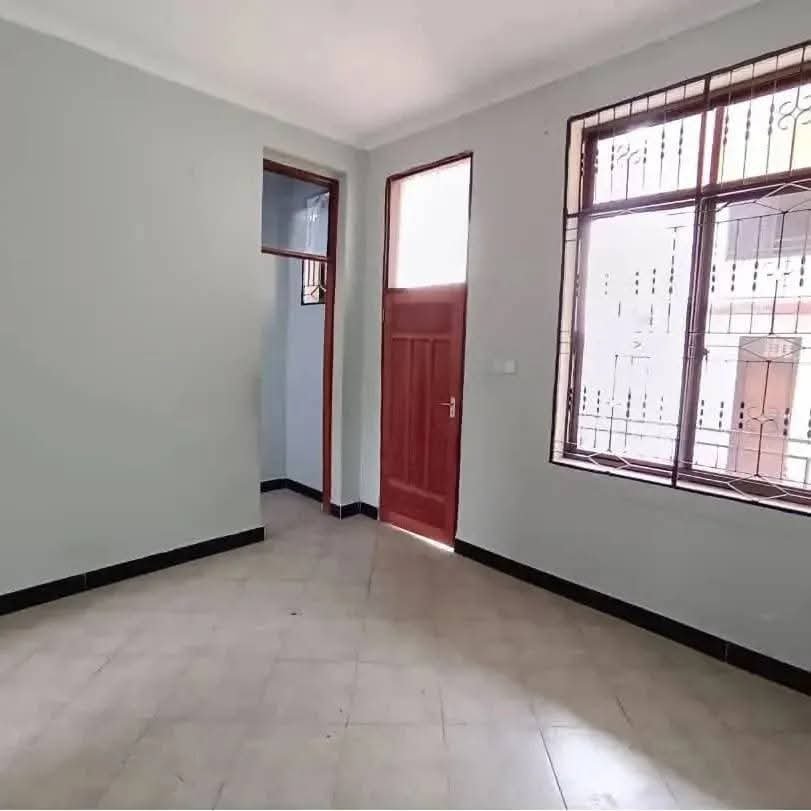 chumb na sebule kwa msuguri