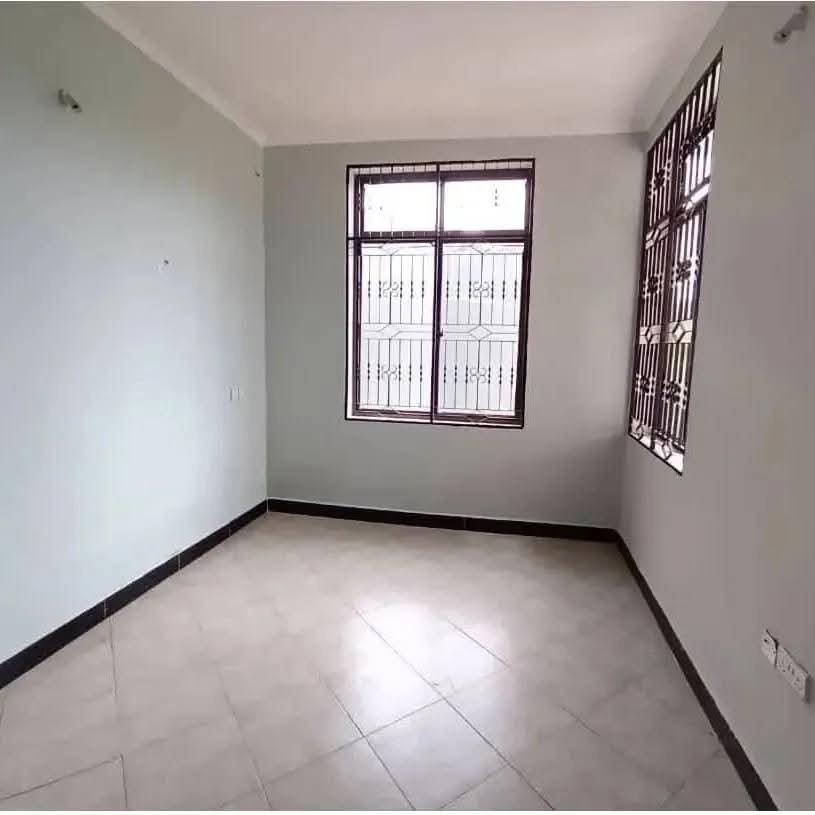 chumb na sebule kwa msuguri
