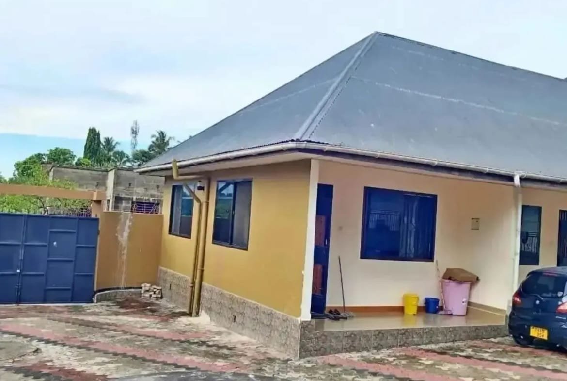 Chumba na sebule kimara temboni