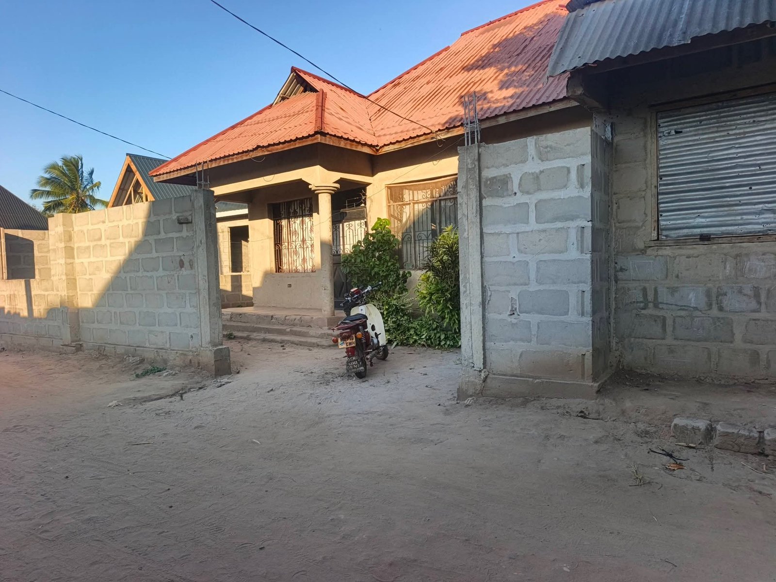 FB_IMG_1791120291762 nyumba inauzwa chanika dsm