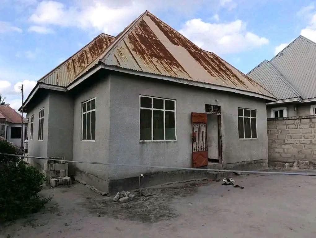 nyumba inauzwa Msongola